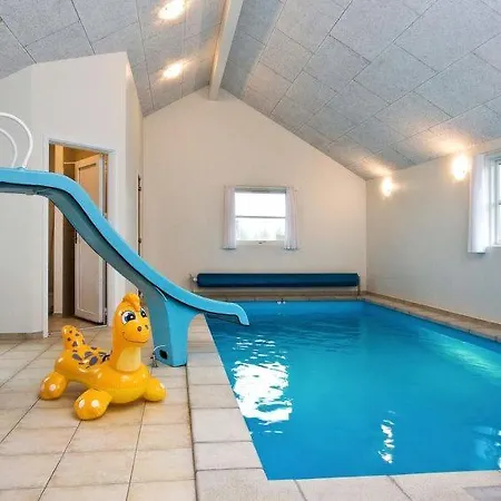 Casa vacanze Sildestrup Sleeps 24 Pool Wifi *